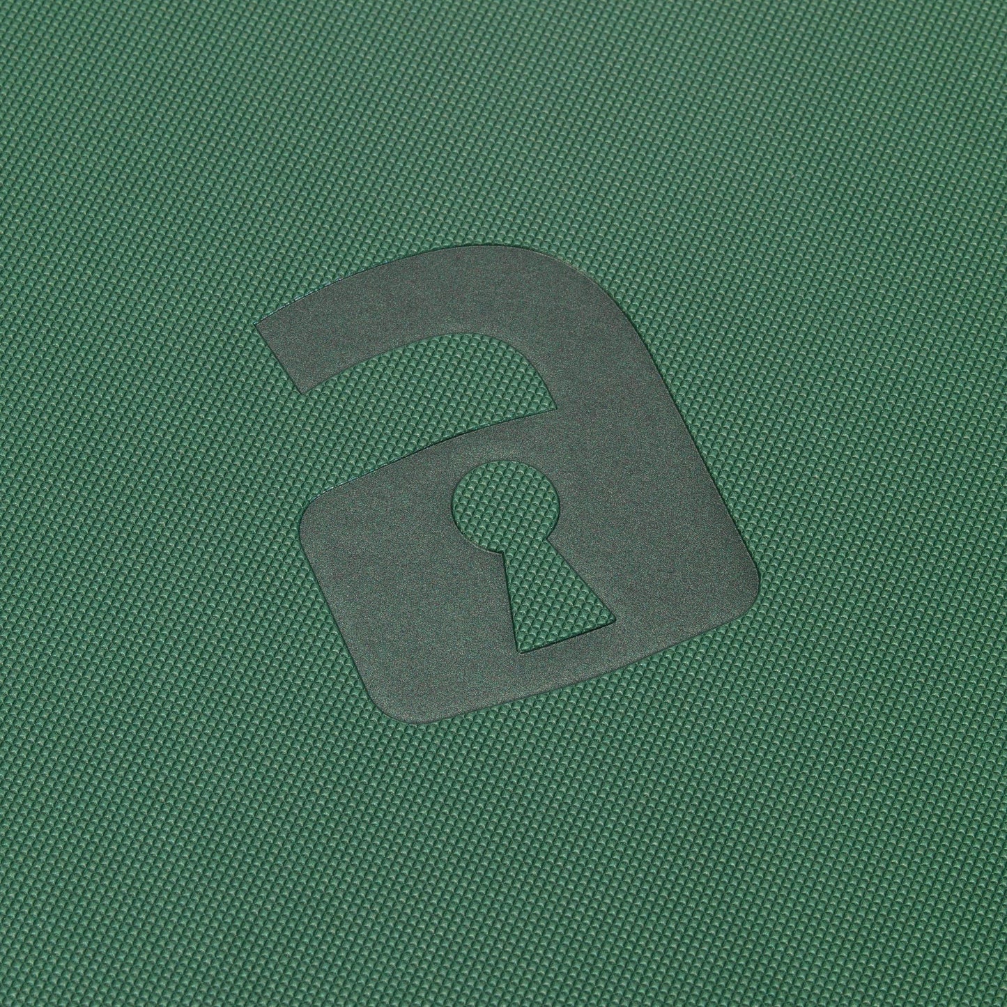 12-Pocket Exo-Tec Zip Binder Metallic Green
